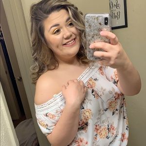 Meet your Posher, Alysia